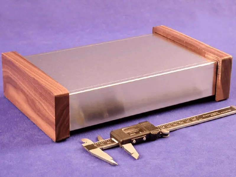 Chassis AL 1444-16CWW