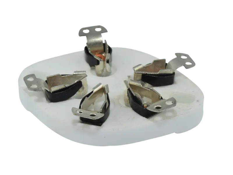 Sockel UX-5 Keramik, Chassis