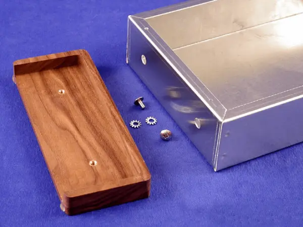 Chassis AL 1444-24CWW