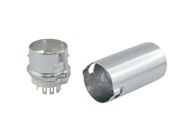 Sockel Noval Keramik, Chassis m. Schirmung